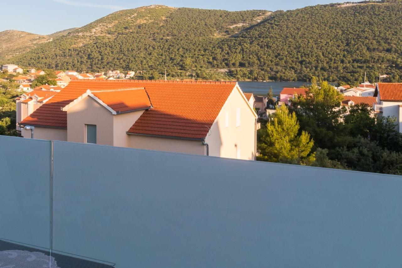 Apartments And Rooms With Parking Space Grebastica, Sibenik - 17831 Exterior photo